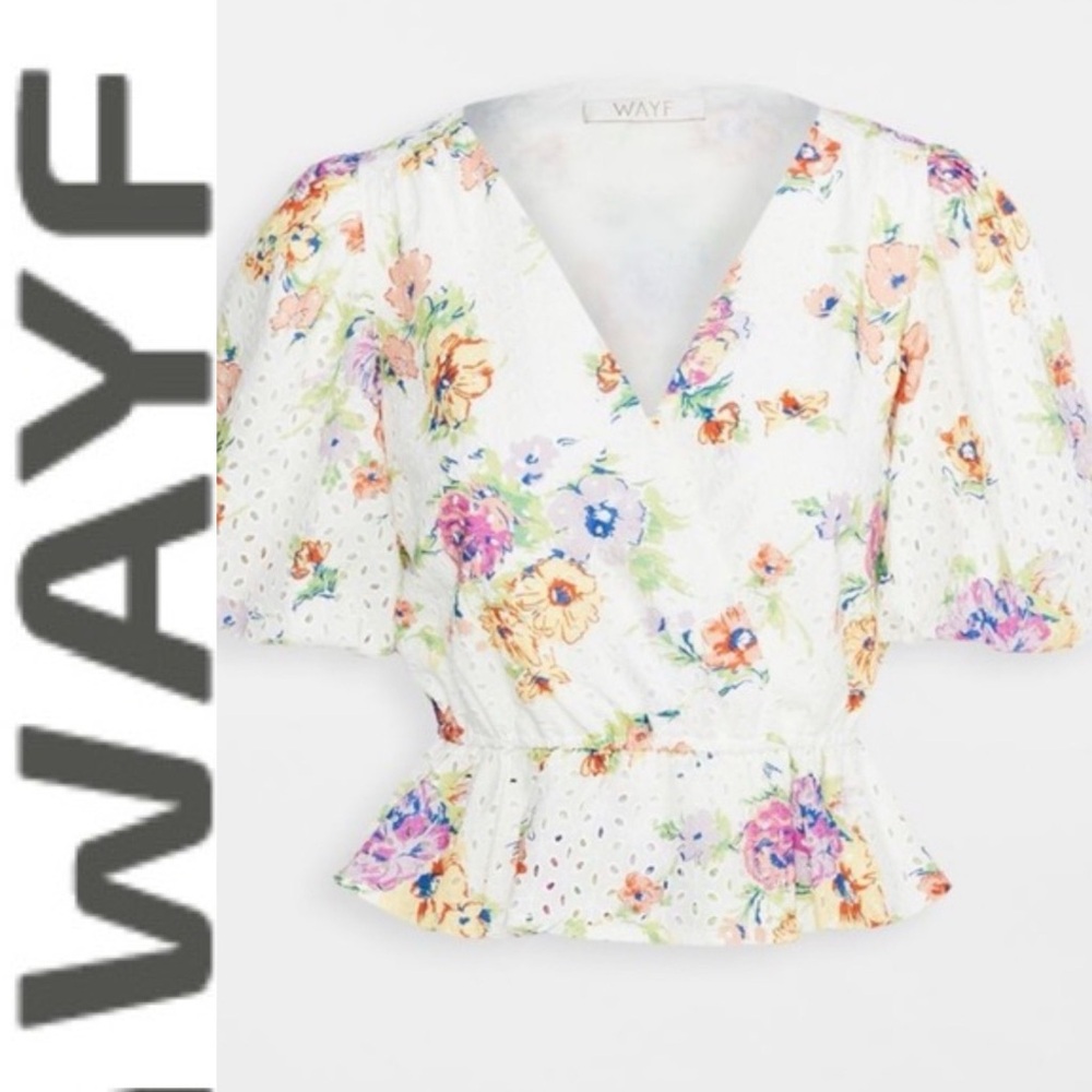 WAYF Pastel Floral Eyelet Puff Sleeve Top xs